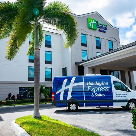 Holiday Inn Express Hotel & Suites Tampa-Oldsmar, An Ihg Hotel Buitenkant foto