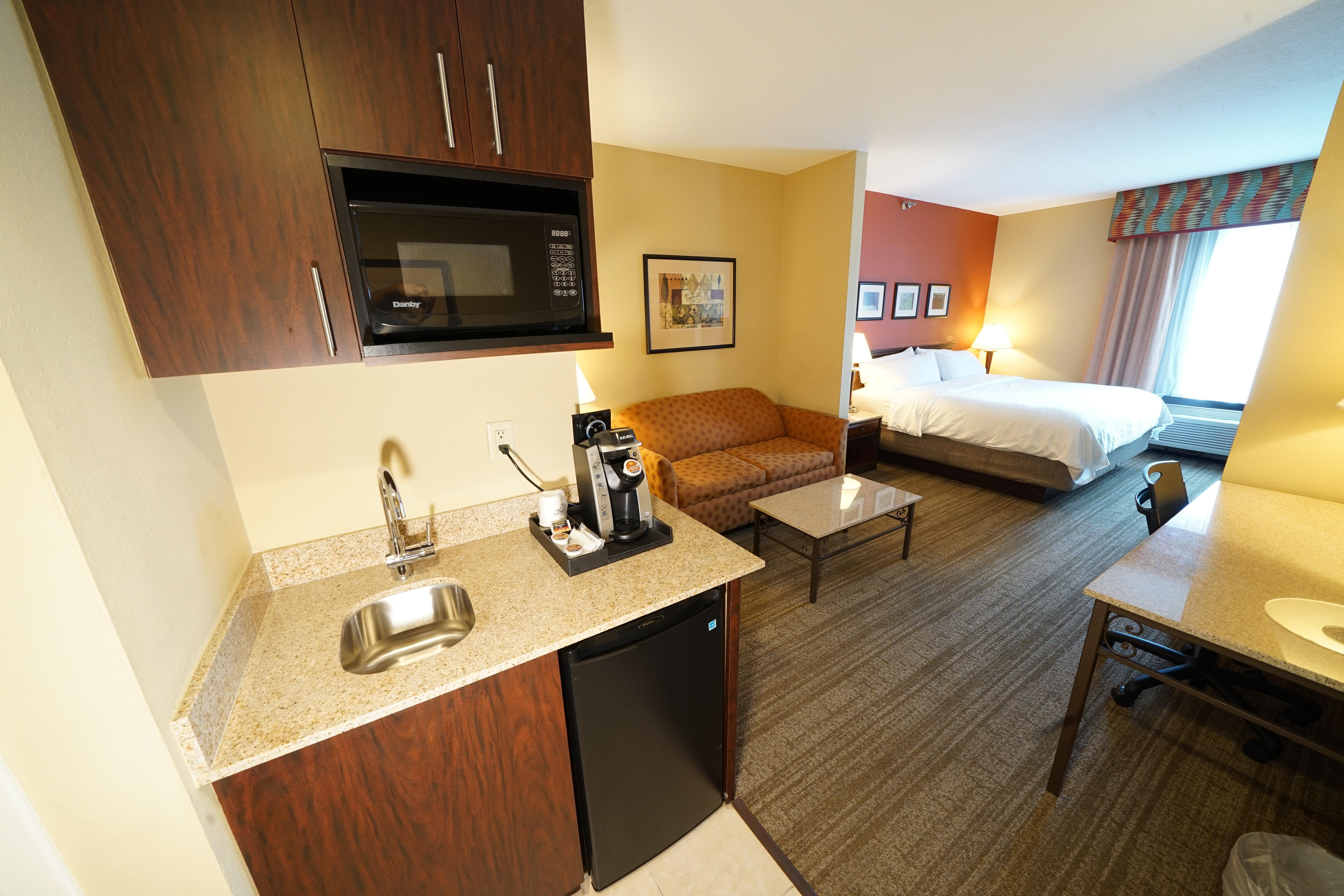 Holiday Inn Express Hotel & Suites Tampa-Oldsmar, An Ihg Hotel Buitenkant foto